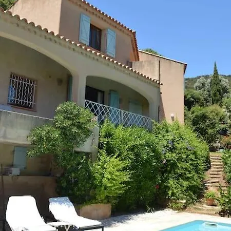 Ferienhaus Maison De Vacances Pour 6 Pres De La Plage